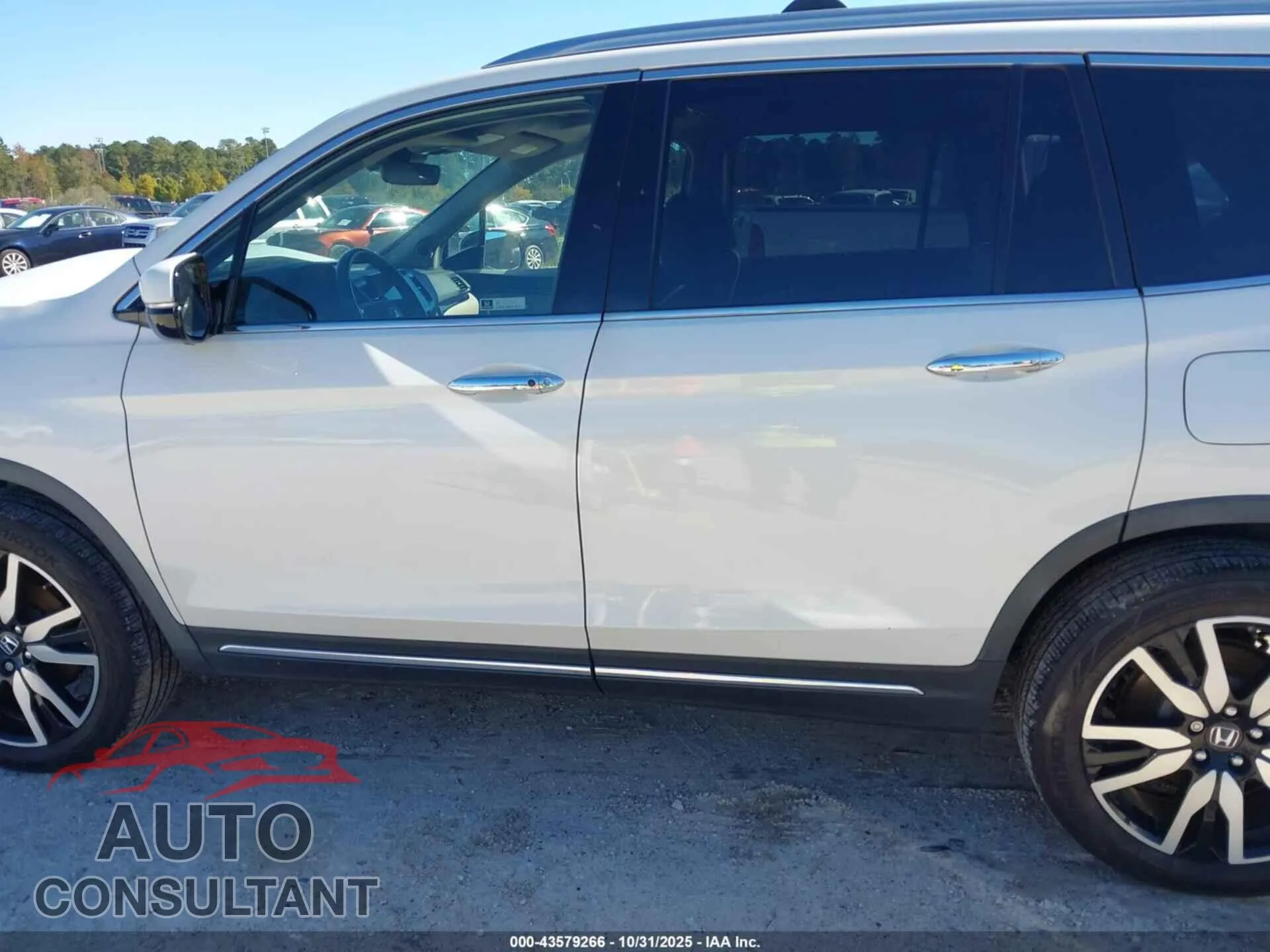 2019 HONDA PILOT Damaged VIN 5FNYF6H99KB083911 – photo 14