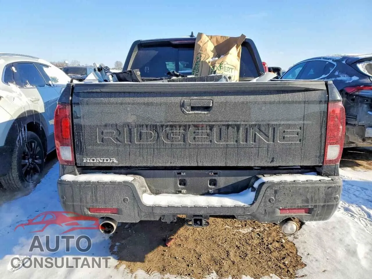 2024 HONDA RIDGELINE Damaged VIN 5FPYK3F82RB026505 – engine bay