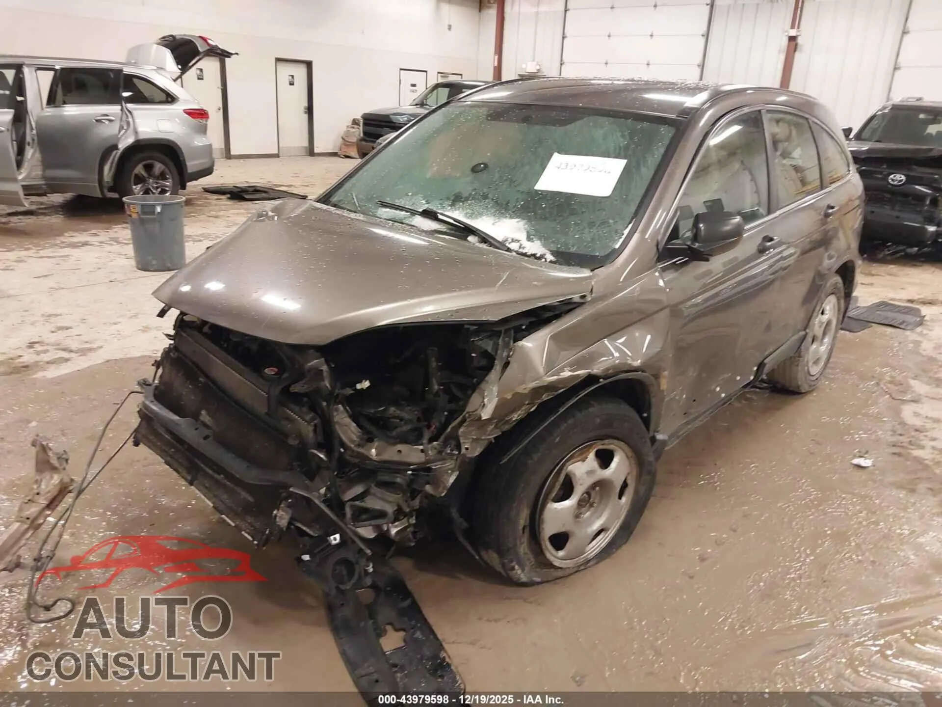 2010 HONDA CR-V Damaged VIN 5J6RE4H33AL055325 – rear exterior 2010 HONDA CR-V Damaged VIN 5J6RE4H33AL055325 – rear exterior