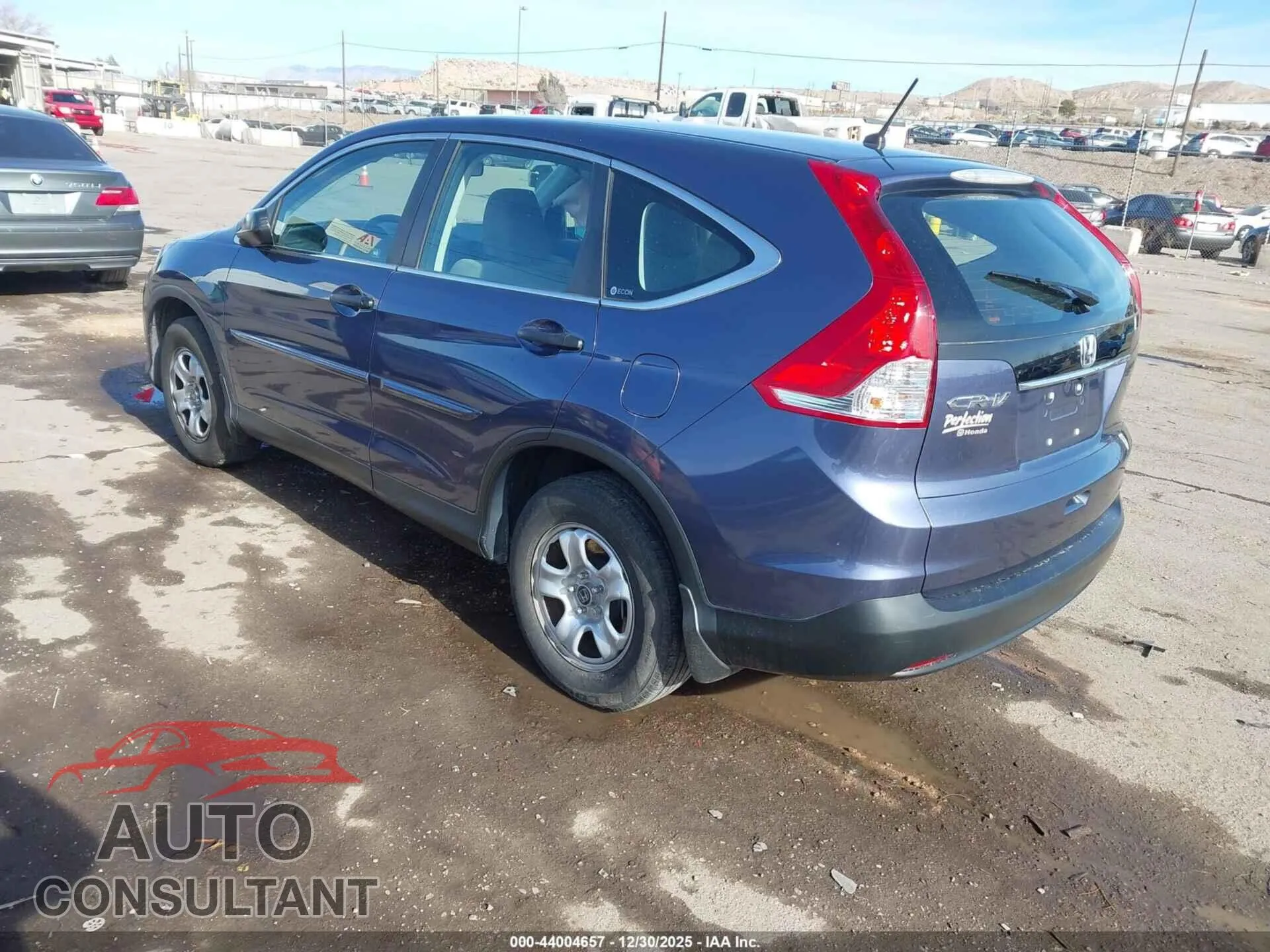 2012 HONDA CR-V Damaged VIN 5J6RM3H36CL046165 – side profile 2012 HONDA CR-V Damaged VIN 5J6RM3H36CL046165 – side profile