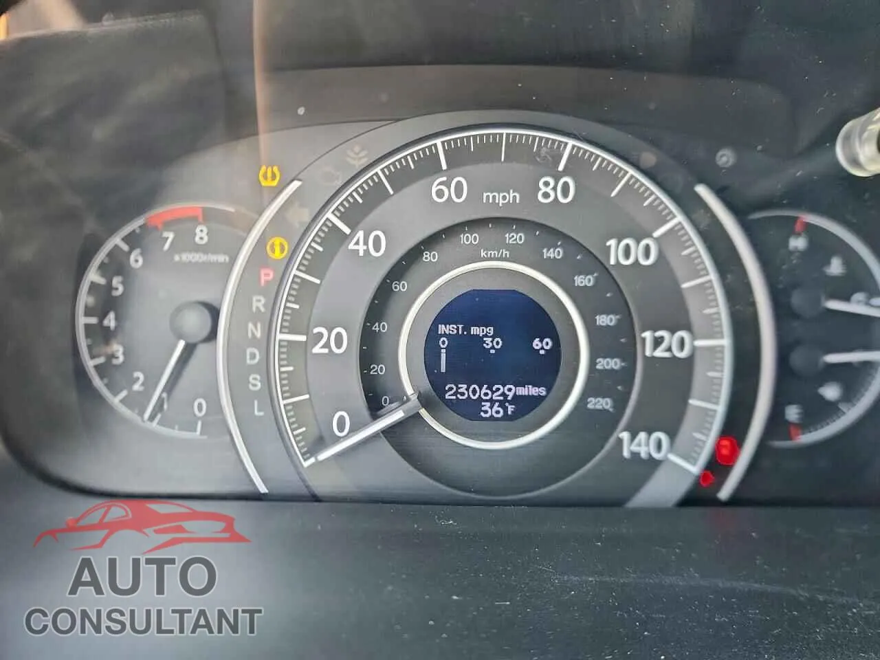2015 HONDA CRV Damaged VIN 5J6RM4H90FL063512 – trunk area 2015 HONDA CRV Damaged VIN 5J6RM4H90FL063512 – trunk area