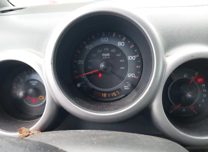 2005 HONDA Element Used VIN 5J6YH28655L033477 – trunk area