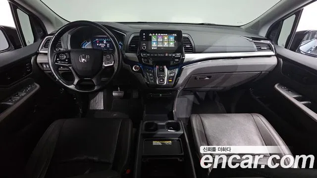 2018 Honda Odyssey 3.5 Sold VIN 5KBRL6880JB600137 – exterior detail