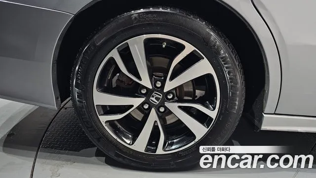 2018 Honda Odyssey 3.5 Sold VIN 5KBRL6880JB600137 – photo 11