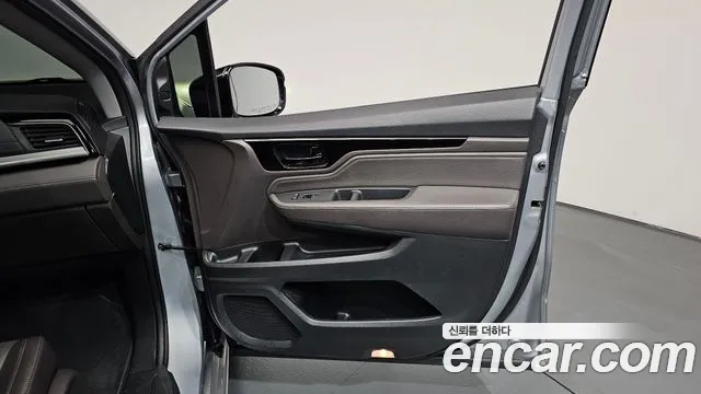 2018 Honda Odyssey 3.5 Sold VIN 5KBRL6880JB600137 – photo 39