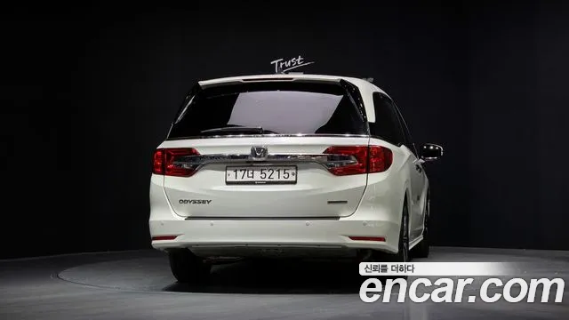 2018 Honda Odyssey 3.5 Sold VIN 5KBRL6880JB600624 – exterior detail