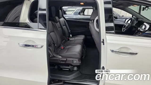 2018 Honda Odyssey 3.5 Sold VIN 5KBRL6880JB600624 – photo 13