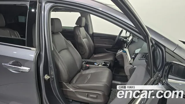 2019 Honda Odyssey 3.5 Sold VIN 5KBRL6880KB601203 – photo 11