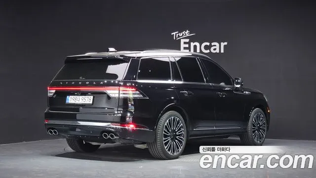 2025 Lincoln Aviator 2nd Gen 3.0 Black Label AWD VIN 5LM5J9XC1SGL18672