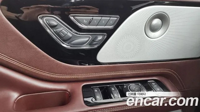 2021 Lincoln Aviator 2nd Gen 3.0 Black Label AWD Sold VIN 5LM5J9XC3MGL01228 – rear exterior 2021 Lincoln Aviator 2nd Gen 3.0 Black Label AWD Sold VIN 5LM5J9XC3MGL01228 – rear exterior