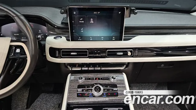2021 Lincoln Aviator 2nd Gen 3.0 Black Label AWD Sold VIN 5LM5J9XC5MGL18113 – photo 26 2021 Lincoln Aviator 2nd Gen 3.0 Black Label AWD Sold VIN 5LM5J9XC5MGL18113 – photo 26