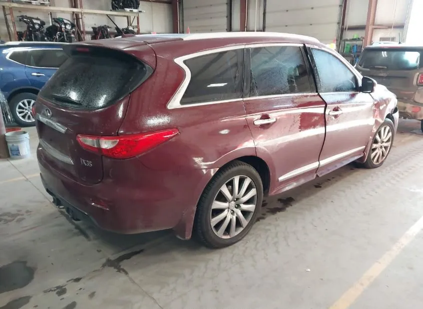 2013 INFINITI JX35 Used VIN 5N1AL0MM6DC344473 – trunk area
