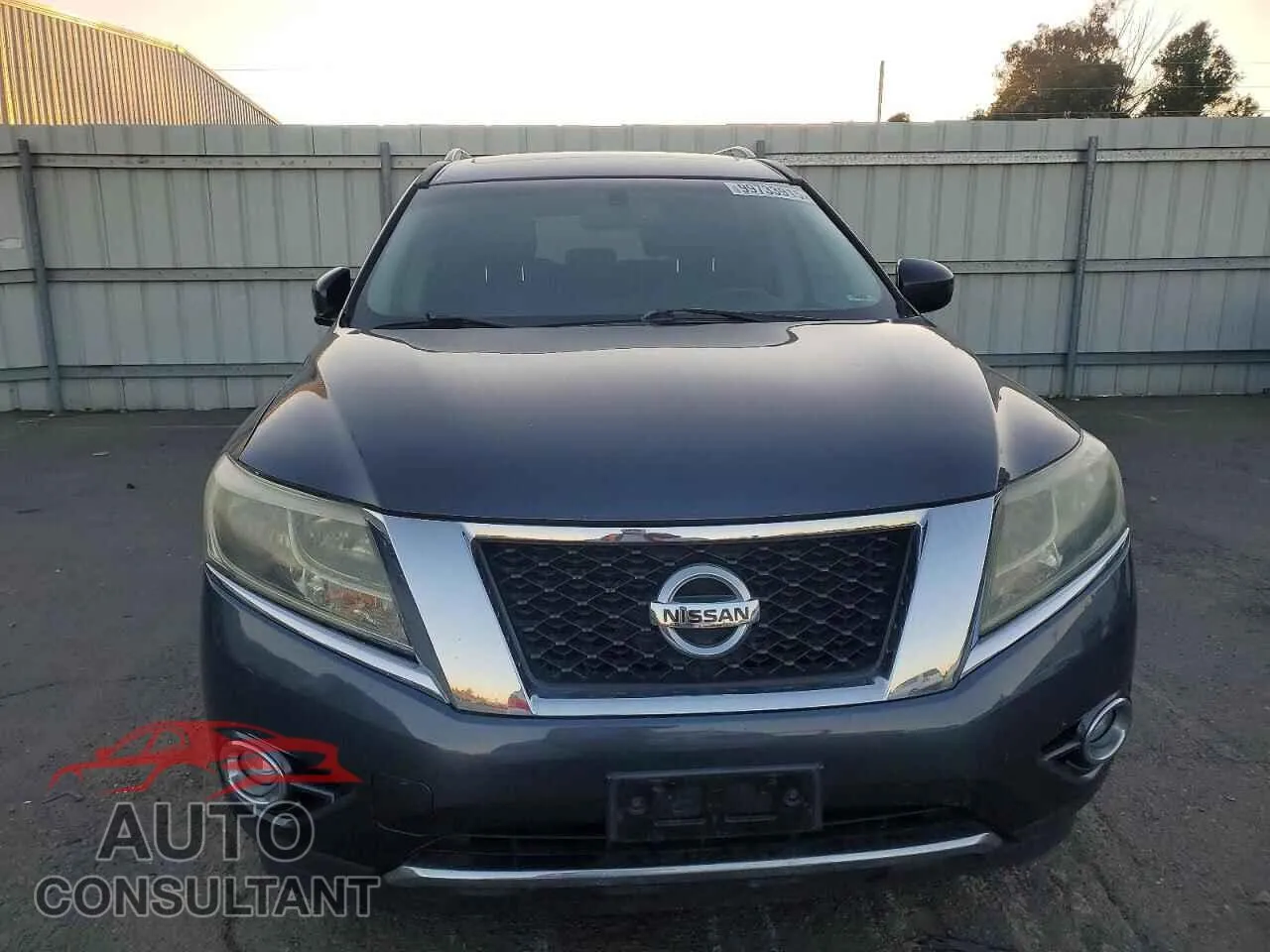 2014 NISSAN PATHFINDER Damaged VIN 5N1AR2MM1EC643817 – interior seats