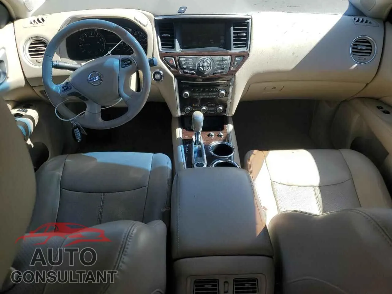 2013 NISSAN PATHFINDER Damaged VIN 5N1AR2MM8DC640055 – undercarriage