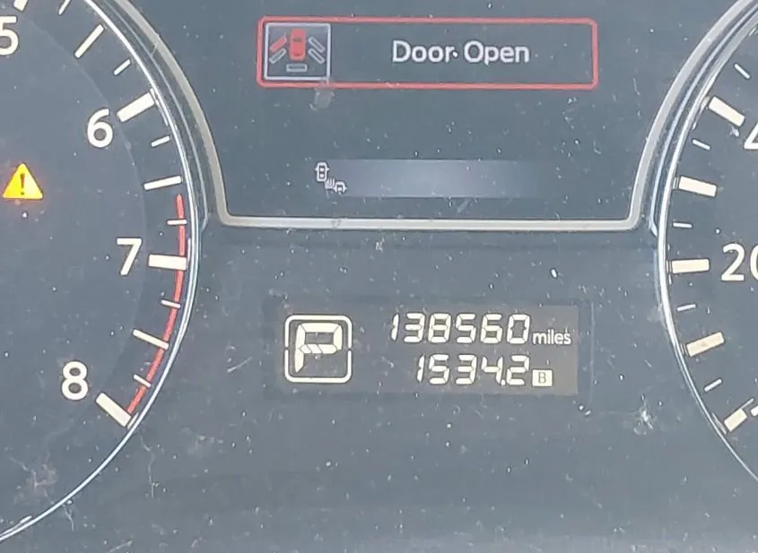 2015 NISSAN Pathfinder Used VIN 5N1AR2MMXFC716961 – photo 11