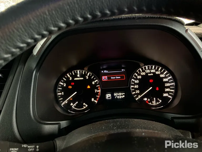 2015 Nissan Pathfinder Used VIN 5N1AR2MN1FC645903 – engine bay