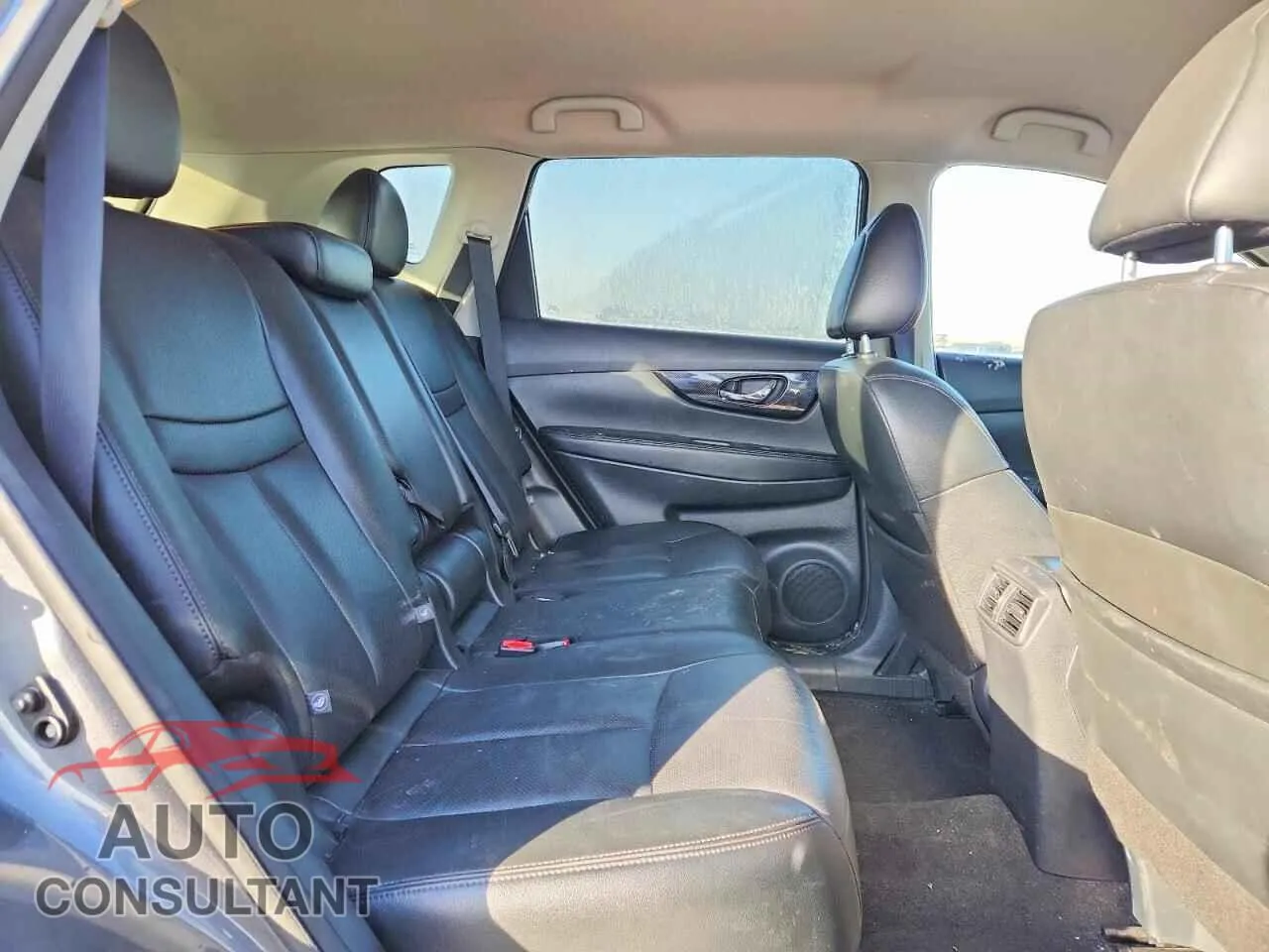 2018 NISSAN ROGUE Damaged VIN 5N1AT2MT3JC798582 – photo 11 2018 NISSAN ROGUE Damaged VIN 5N1AT2MT3JC798582 – photo 11