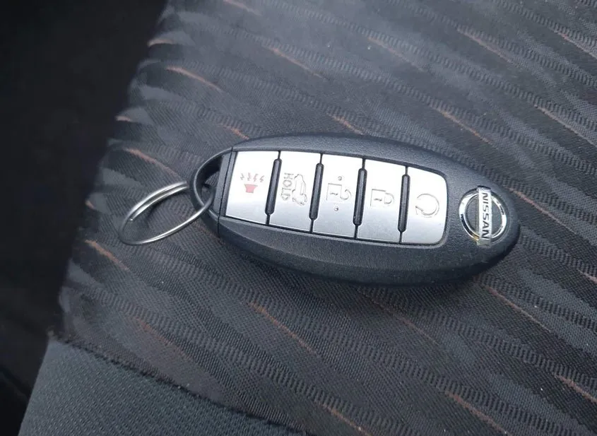 2018 NISSAN Rogue Used VIN 5N1AT2MT8JC813836 – photo 19