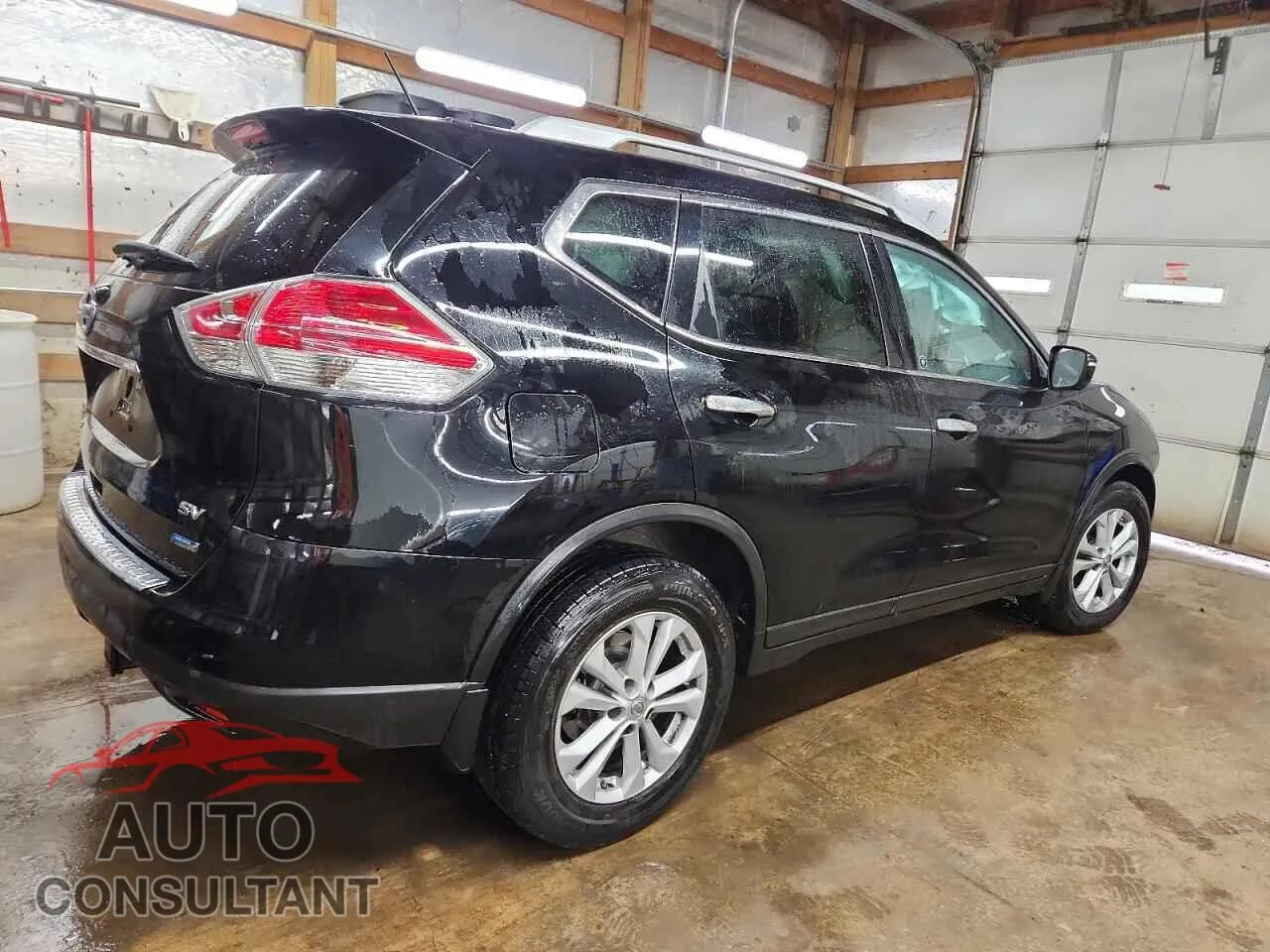 2015 NISSAN ROGUE Damaged VIN 5N1AT2MT9FC755470 – side profile