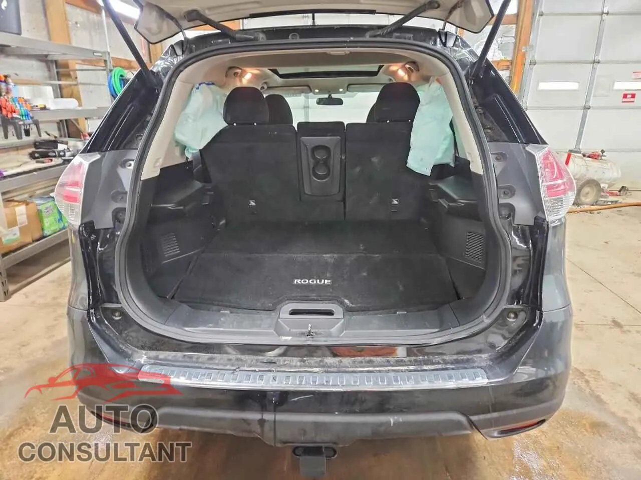 2015 NISSAN ROGUE Damaged VIN 5N1AT2MT9FC755470 – engine bay