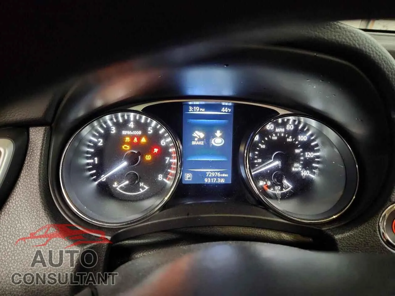2015 NISSAN ROGUE Damaged VIN 5N1AT2MT9FC755470 – trunk area