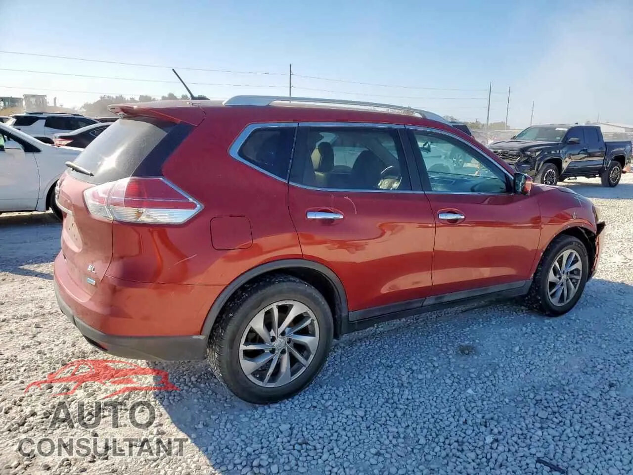 2014 NISSAN ROGUE Damaged VIN 5N1AT2MTXEC802133 – side profile