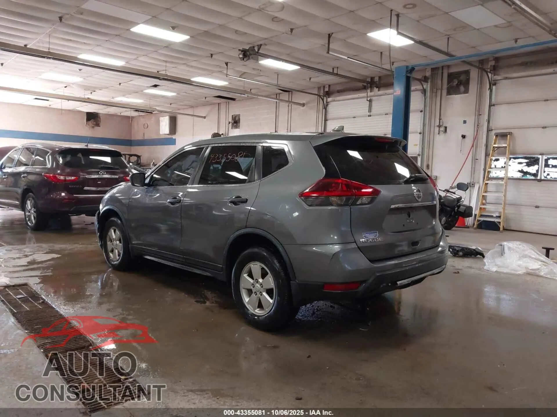 2019 NISSAN ROGUE Damaged VIN 5N1AT2MV3KC781090 – side profile