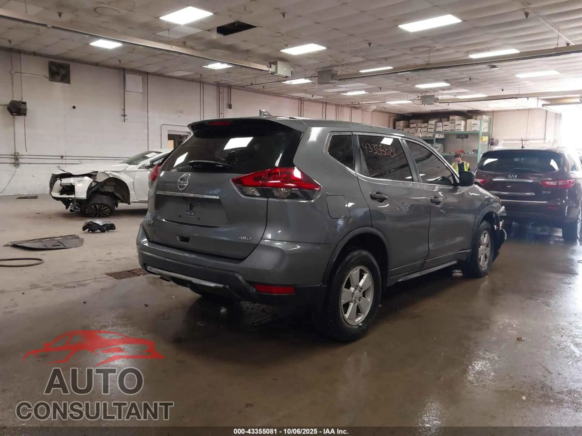 2019 NISSAN ROGUE Damaged VIN 5N1AT2MV3KC781090 – dashboard
