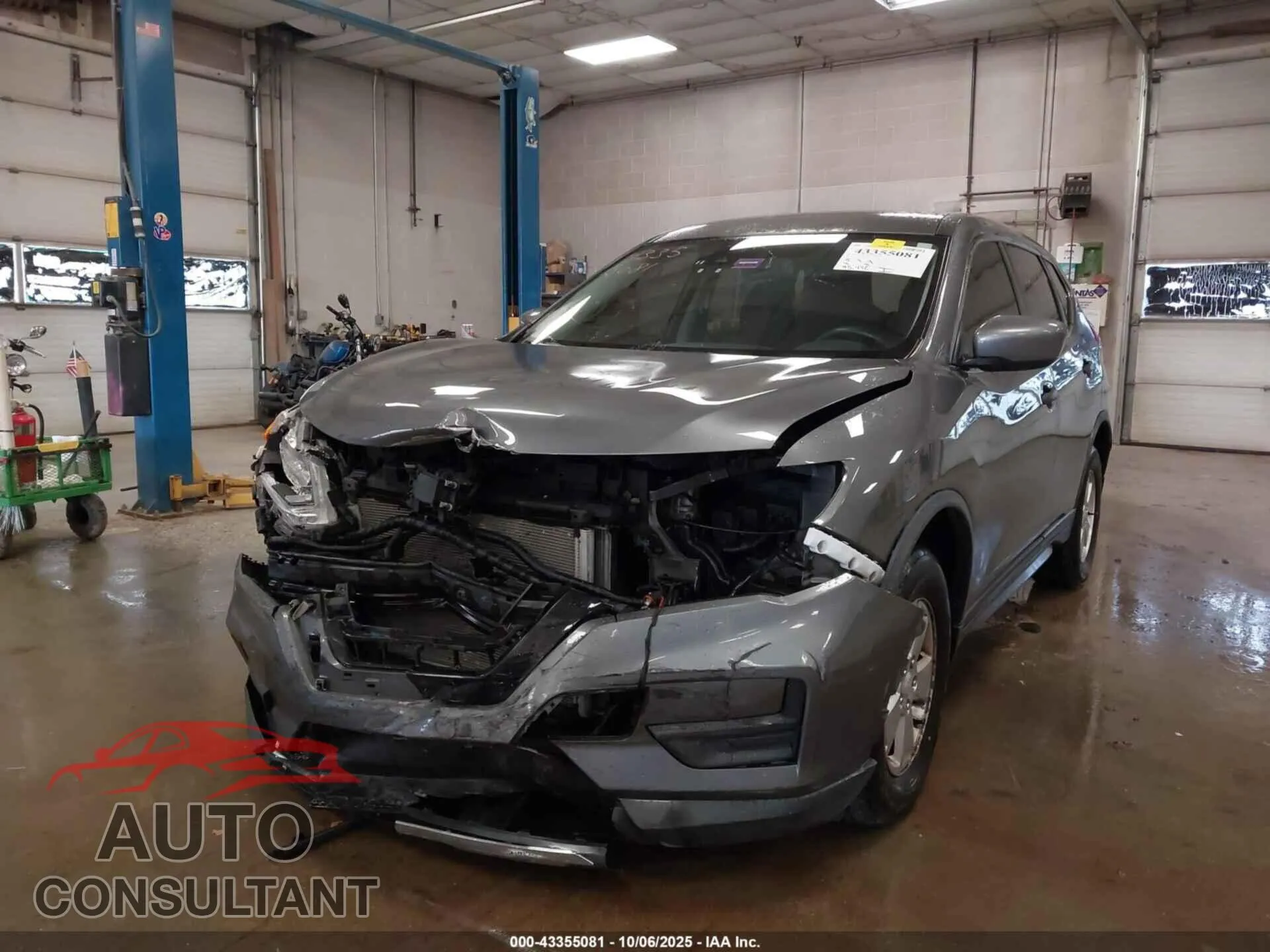 2019 NISSAN ROGUE Damaged VIN 5N1AT2MV3KC781090 – engine bay