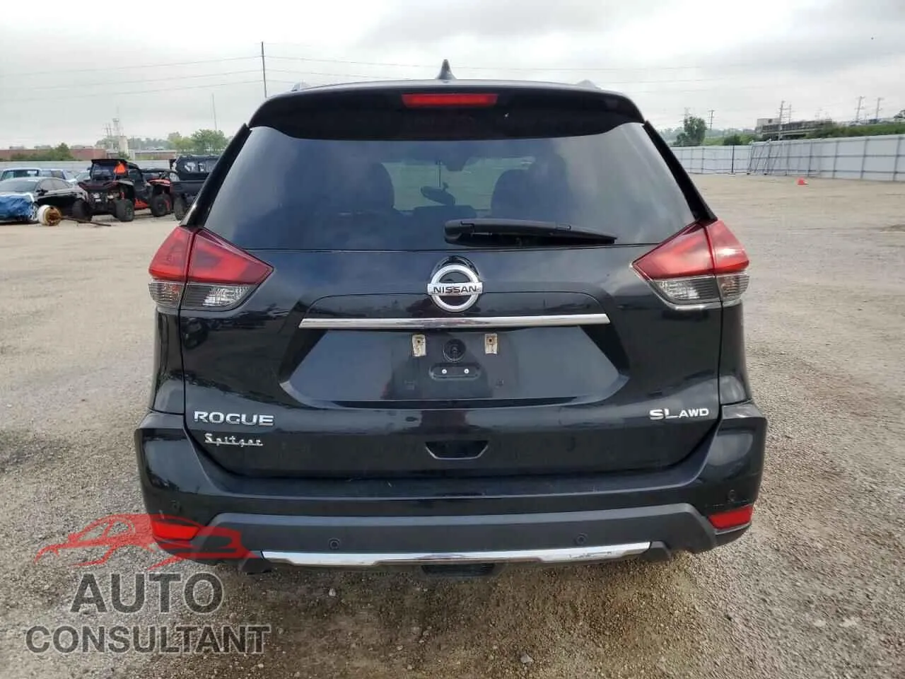 2019 NISSAN ROGUE Damaged VIN 5N1AT2MV5KC754084 – engine bay