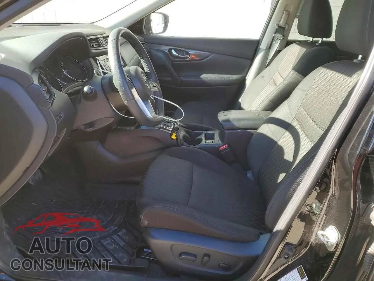 2020 NISSAN ROGUE Damaged VIN 5N1AT2MV6LC715604 – exterior detail