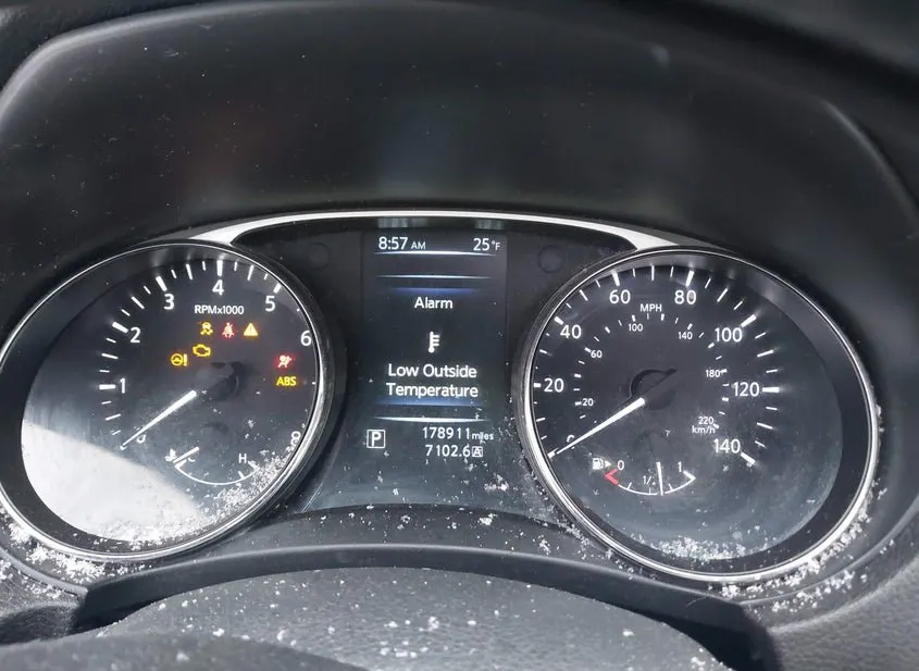 2015 NISSAN Rogue Used VIN 5N1AT2MV7FC808040 – engine bay