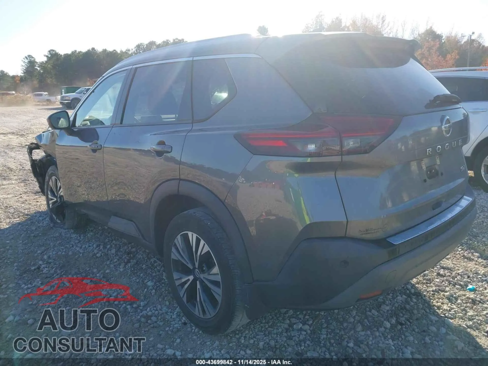 2021 NISSAN ROGUE Damaged VIN 5N1AT3BA5MC822912 – side profile 2021 NISSAN ROGUE Damaged VIN 5N1AT3BA5MC822912 – side profile