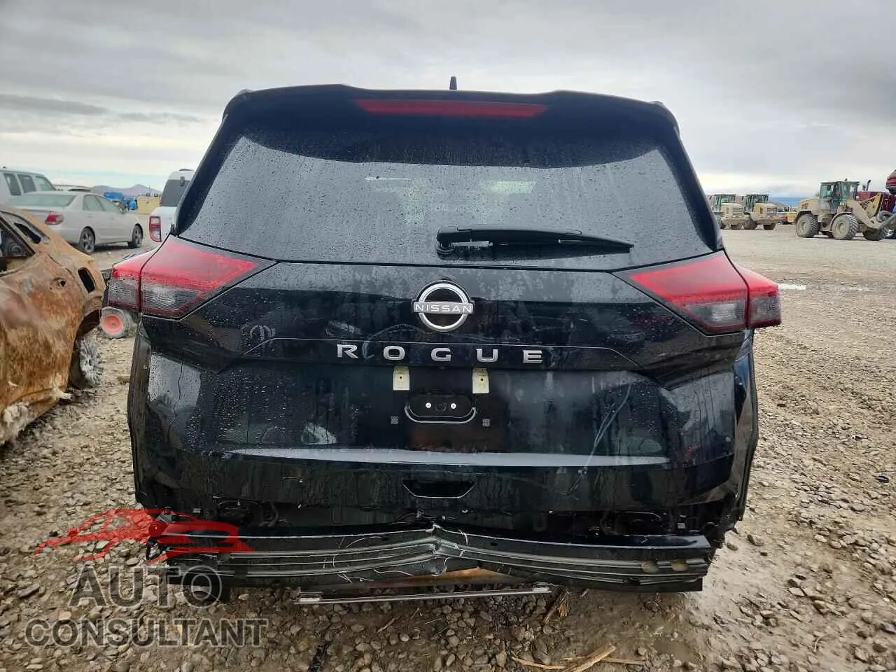 2025 NISSAN ROGUE Damaged VIN 5N1BT3BA2SC829818 – engine bay