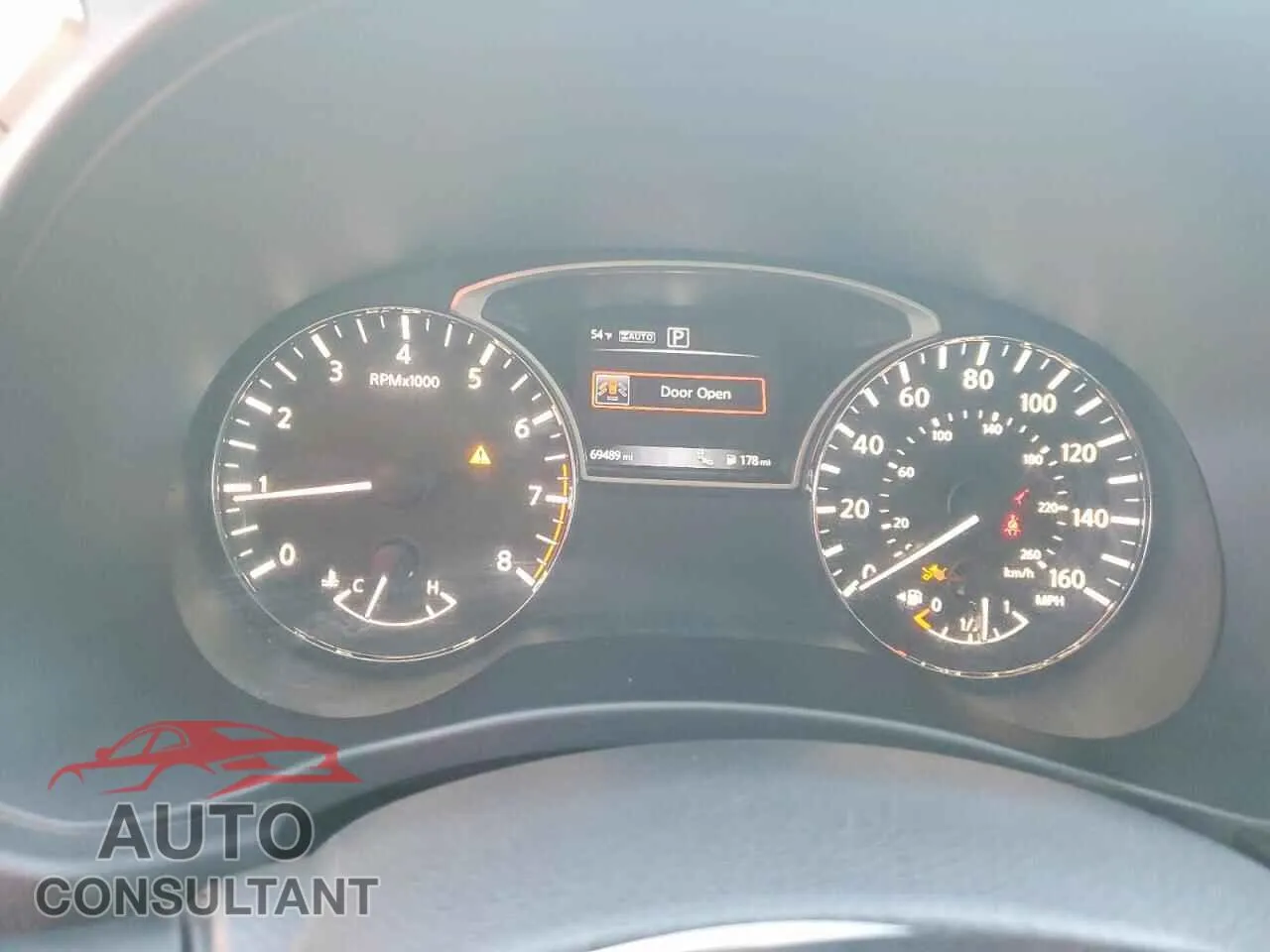 2019 NISSAN PATHFINDER Damaged VIN 5N1DR2MM5KC622610 – trunk area