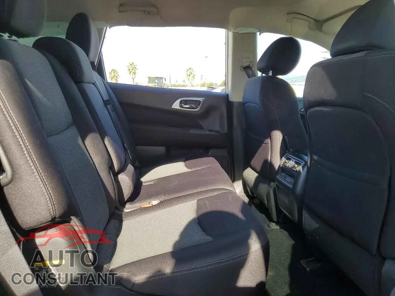 2017 NISSAN PATHFINDER Damaged VIN 5N1DR2MM6HC633284 – photo 11