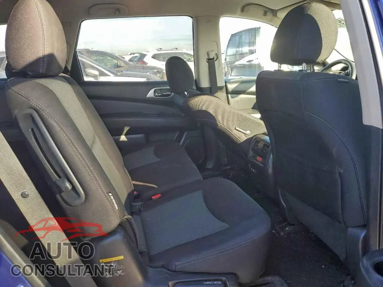 2019 NISSAN PATHFINDER Damaged VIN 5N1DR2MM6KC637651 – odometer reading