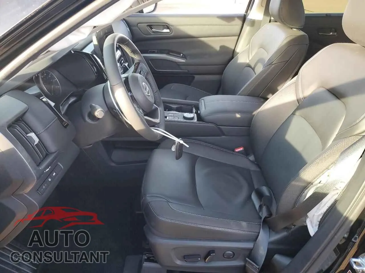 2025 NISSAN PATHFINDER Damaged VIN 5N1DR3CC1SC291023 – exterior detail