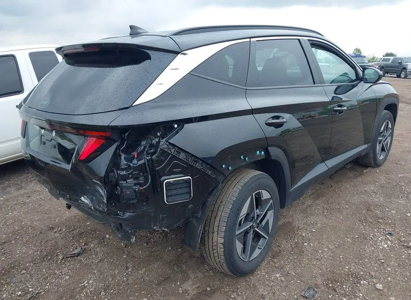 2025 Hyundai Tucson Used VIN 5NMJBCDE0SH572467 – front exterior