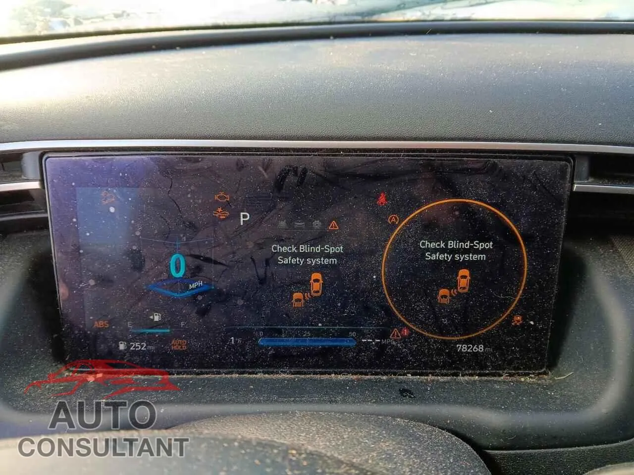 2022 HYUNDAI TUCSON Used VIN 5NMJC3AE2NH051451 – trunk area