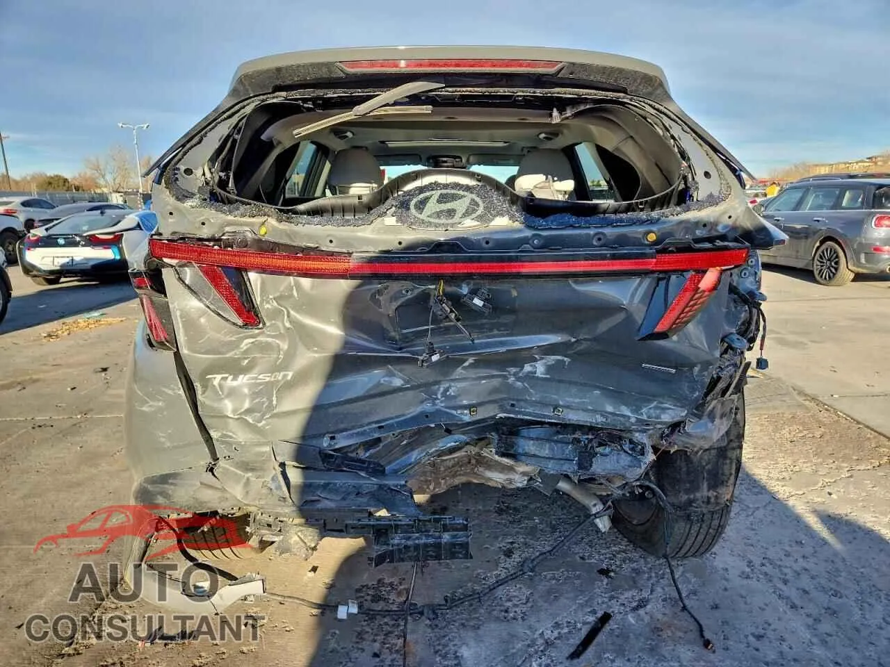 2025 HYUNDAI TUCSON Damaged VIN 5NMJCCDE3SH478273 – engine bay