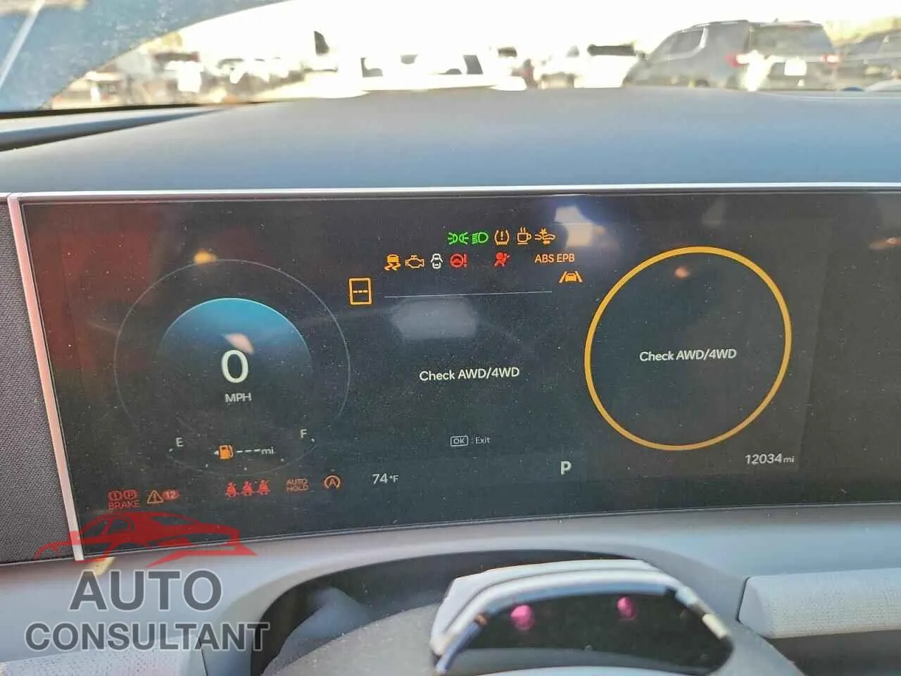 2025 HYUNDAI TUCSON Damaged VIN 5NMJCCDE3SH478273 – trunk area