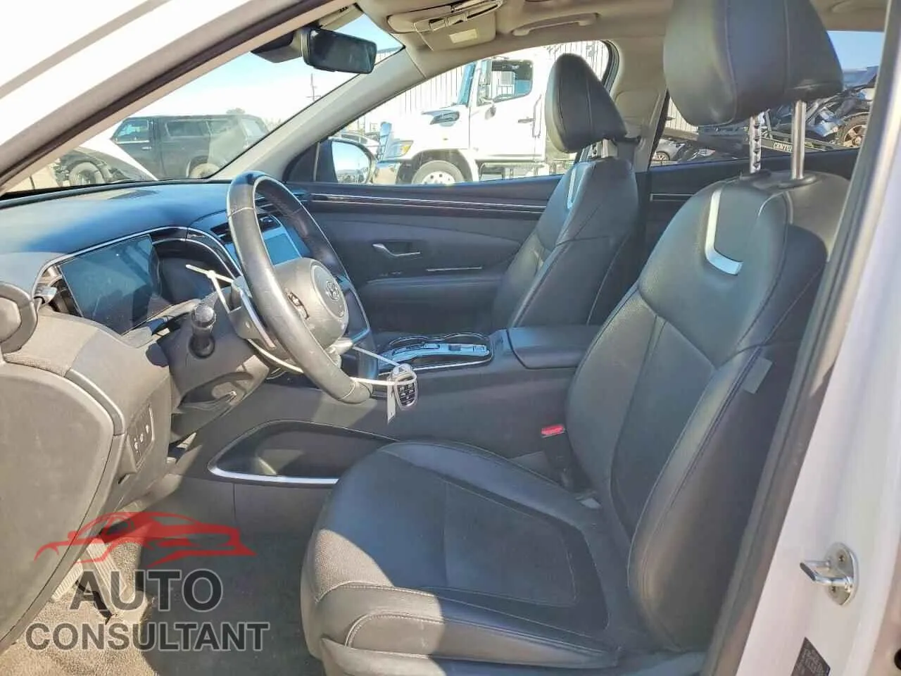2023 HYUNDAI TUCSON Damaged VIN 5NMJECAE3PH204853 – exterior detail