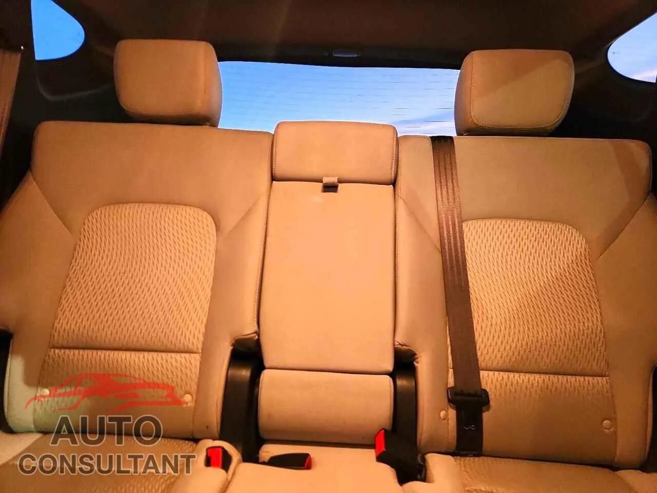 2017 HYUNDAI SANTA FE Damaged VIN 5NMZUDLB2HH047915 – odometer reading 2017 HYUNDAI SANTA FE Damaged VIN 5NMZUDLB2HH047915 – odometer reading