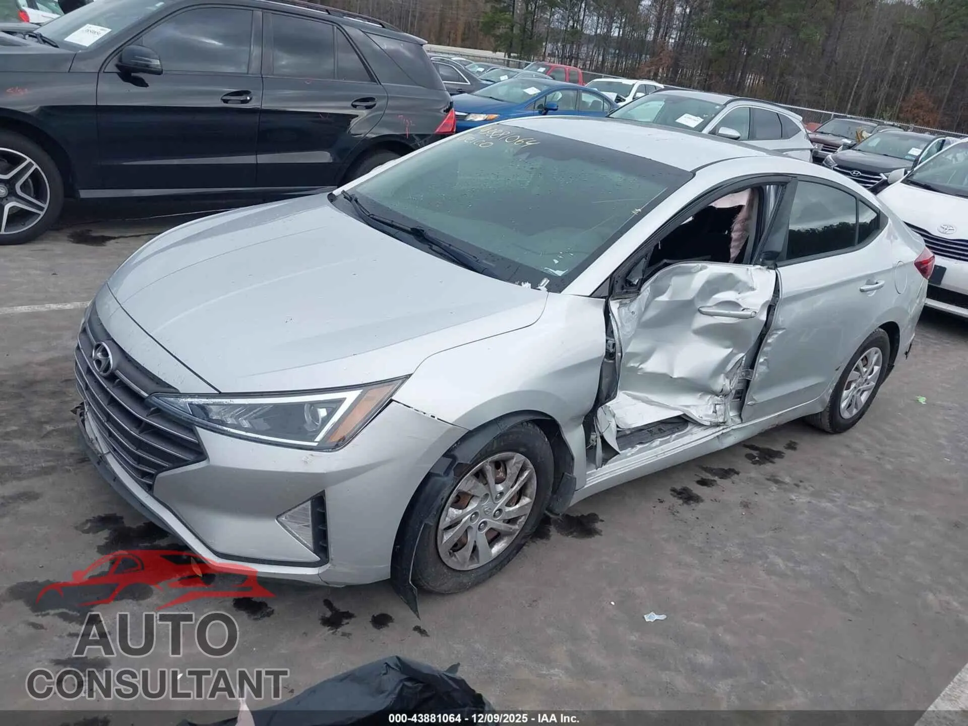 2020 HYUNDAI ELANTRA Damaged VIN 5NPD74LF2LH503492 – rear exterior
