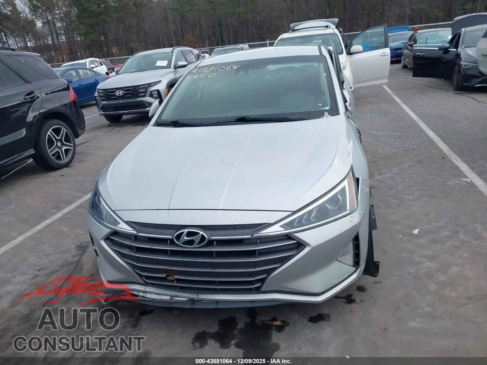2020 HYUNDAI ELANTRA Damaged VIN 5NPD74LF2LH503492 – photo 12