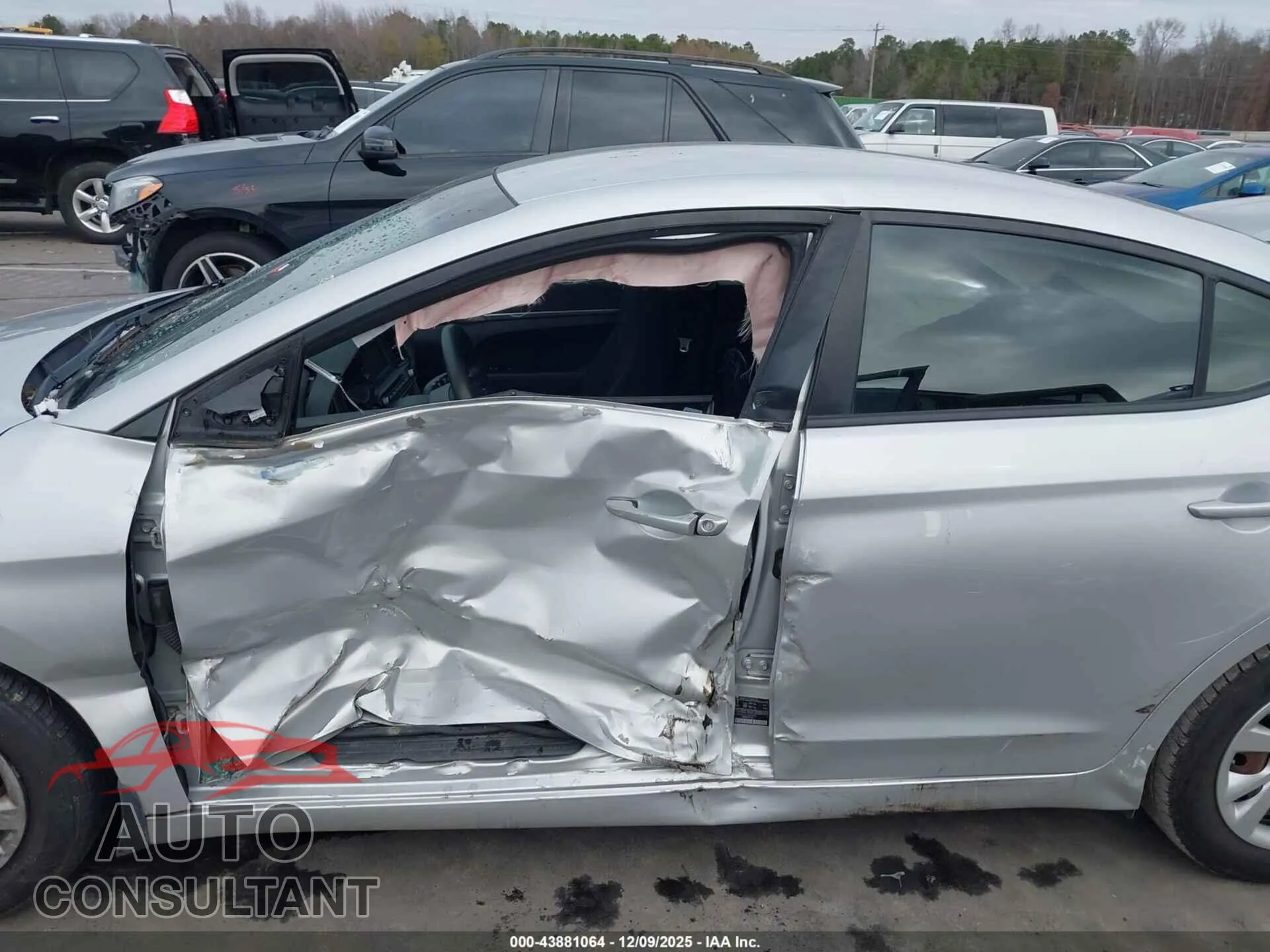 2020 HYUNDAI ELANTRA Damaged VIN 5NPD74LF2LH503492 – photo 14