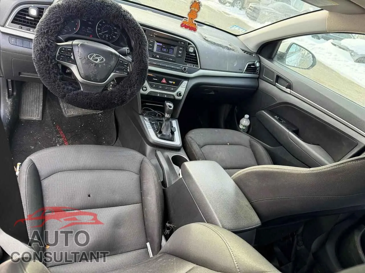 2018 HYUNDAI ELANTRA Damaged VIN 5NPD74LFXJH321925 – trunk area