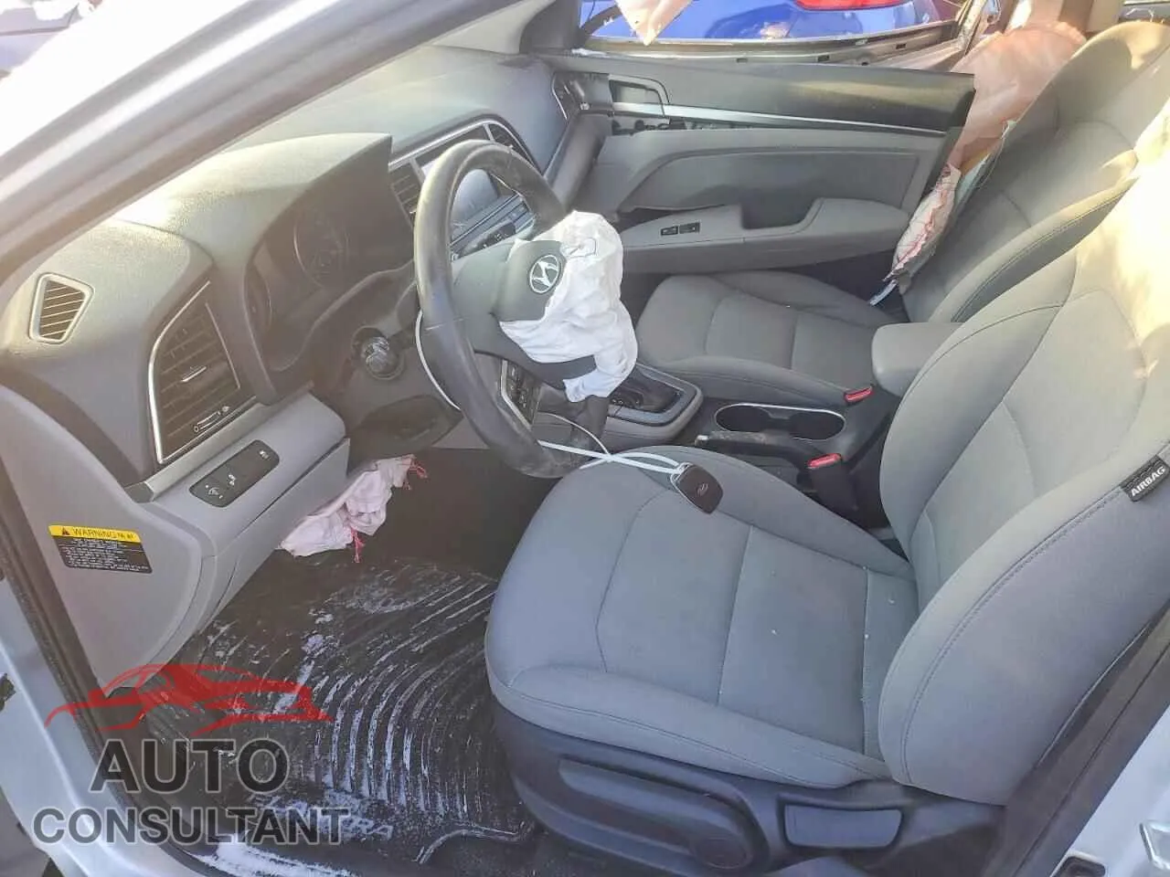 2018 HYUNDAI ELANTRA Damaged VIN 5NPD84LF5JH372665 – exterior detail