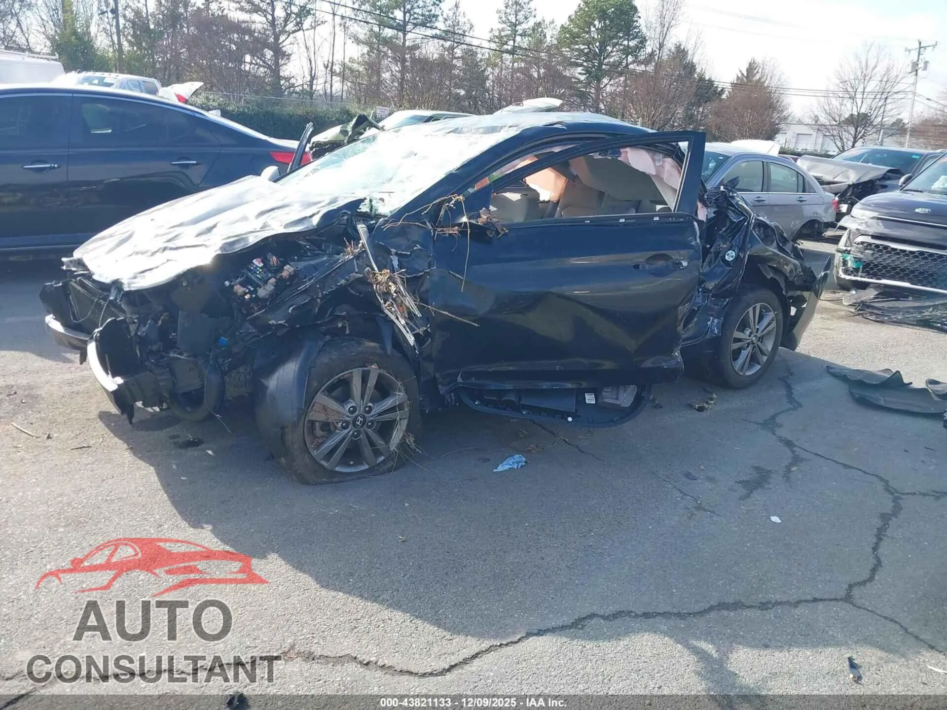 2017 HYUNDAI ELANTRA Damaged VIN 5NPD84LF8HH020173 – rear exterior